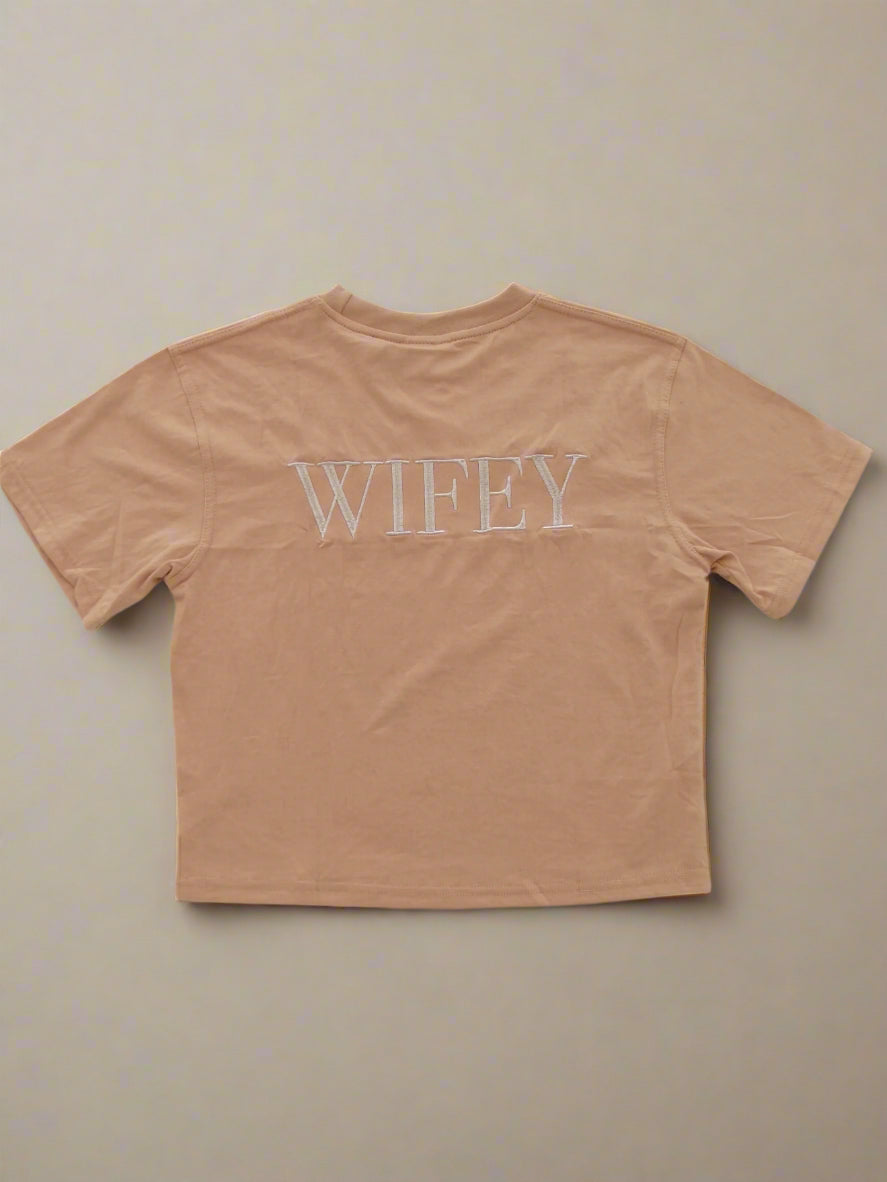 'Wifey on The Way' Tee | Desert Tan